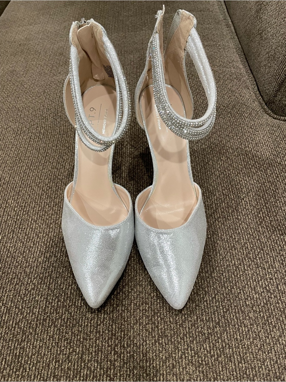 Apt. 9 Silver Glitter Pointed-Toe Ankle-Strap Pumps with Rhinestone Wrap